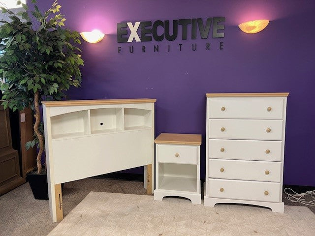 Audrey Twin Bedroom Set