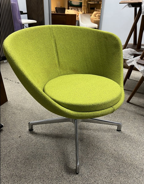■KEILHAUER/キールハワー■29万■カナダ■高級■Tom/トム　　⑤ Tom - Executive, Conference & Task - Office Chairs | Keilhauer